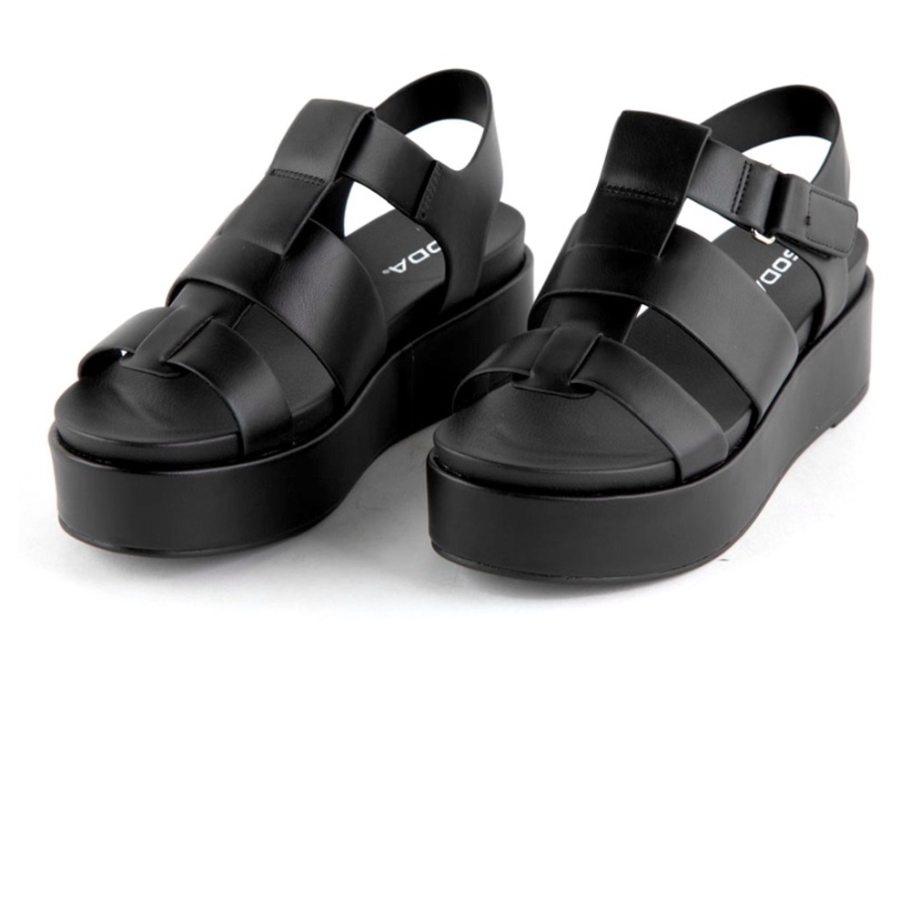SODA Womens Fisherman Sandals